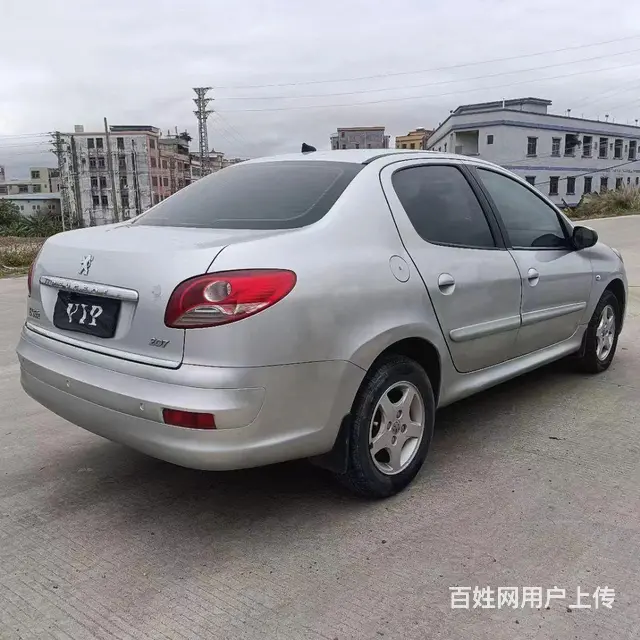 标致207 2011款 207-三厢 1.4 手动 驭乐版 - 图片 4