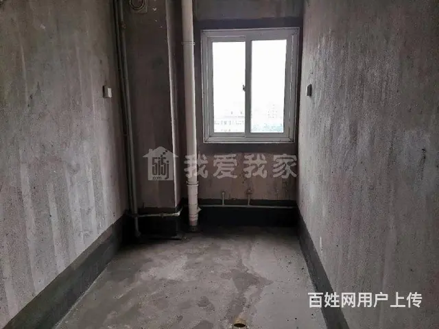 路劲主场旁泰盈八千里小区，毛坯3房.东边户，中间楼层 - 图片 8
