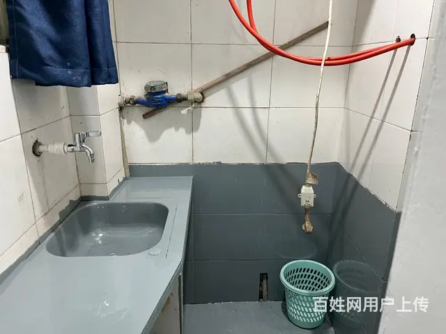 矿泉小区单间带卫生间出租450元 - 图片 3