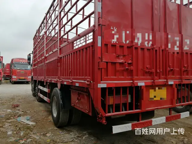 国五柳汽乘龙H5前四后四高栏240马力9米6货箱 - 图片 4