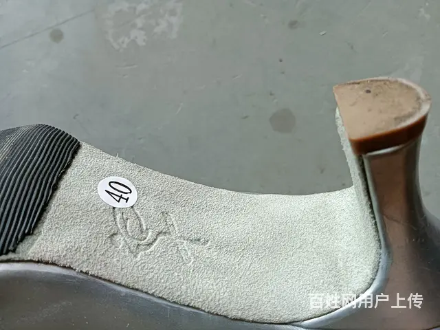 都是银白色的 - 图片 6