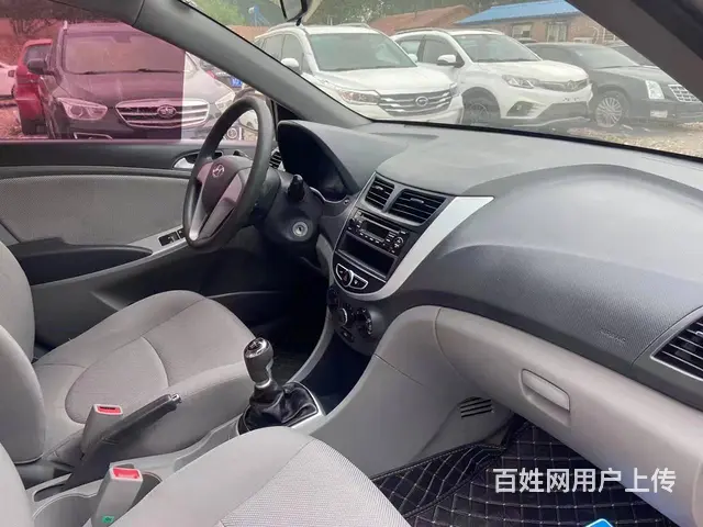 现代 瑞纳 2010款 瑞纳-三厢 1.4 手动 GS 舒适 - 图片 7