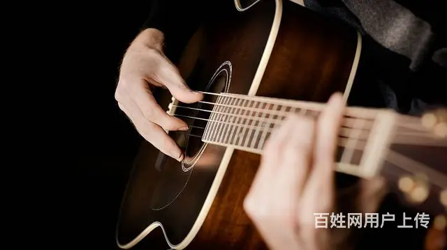 民谣吉他弹唱古典吉他培训BEYOND金曲 - 图片 1