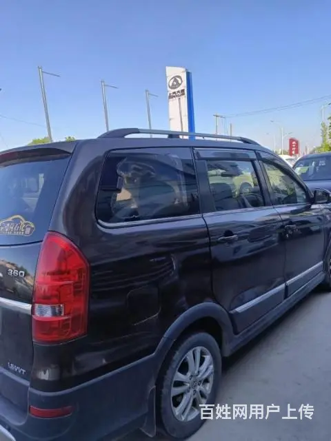 东风风光360mpv7座商务车 - 图片 1