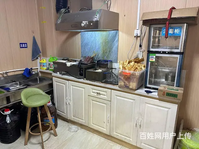 B个人一丝路旅游小镇外卖餐厅低价急转，可堂食 - 图片 6