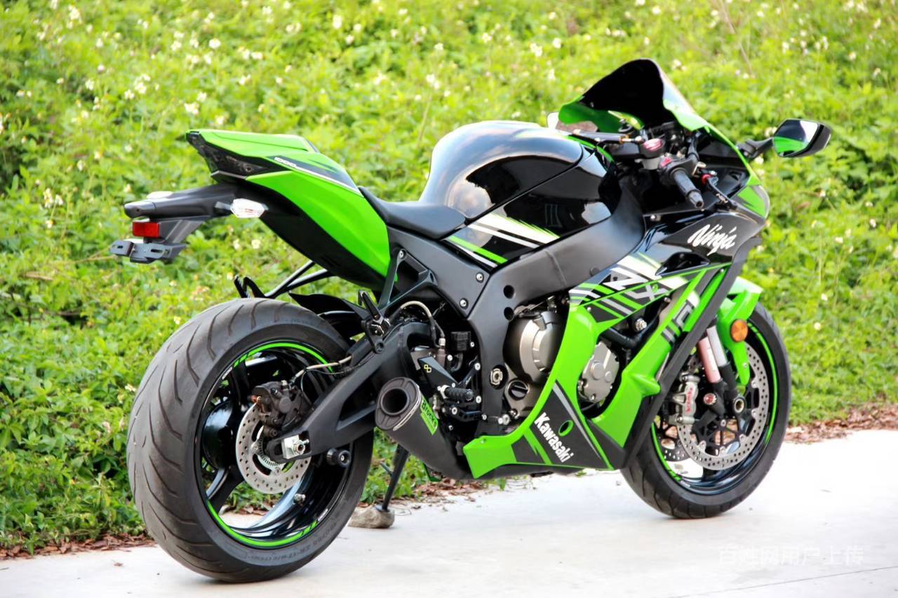 急售一台17款9成新川崎大牛10r进口摩托车跑车