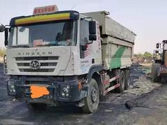 19年红岩金刚，车况强，无事故无大修，刚审车保险