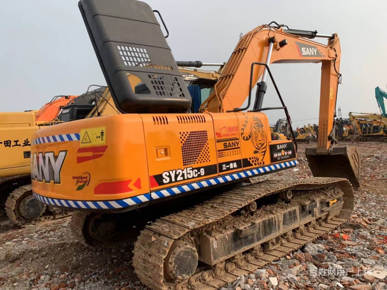 低价转让二手挖掘机三一215-9手续全质量保证包送