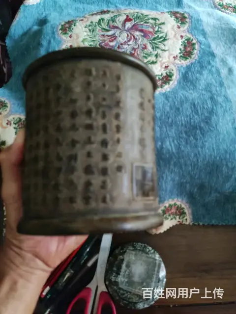 陶瓷笔筒 - 图片 1