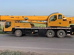 求购二手徐工，中联，三一吊车
