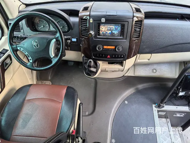 同款多台国五19座亚星6751客车 - 图片 3
