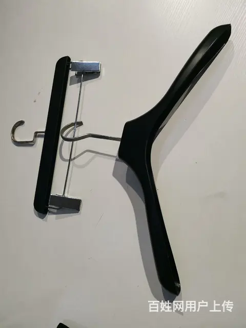 男装店铺衣服货架底架处理 - 图片 1