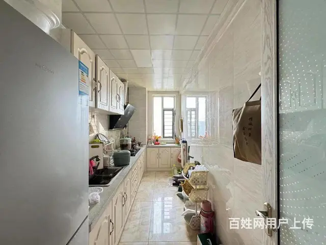 水印城 精装三居 老证带车位地下室 - 图片 1