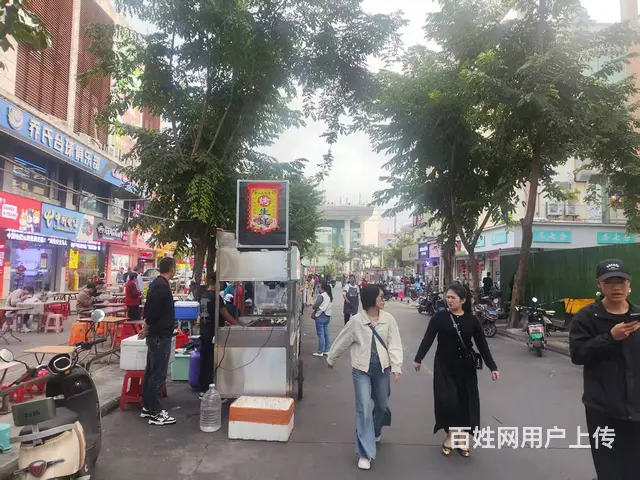 （51旺铺推荐）海南大学北门小吃街87平餐饮店转让 - 图片 1