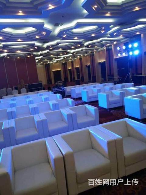 济南舞台架子租赁,出租会场白色领导沙发卡座