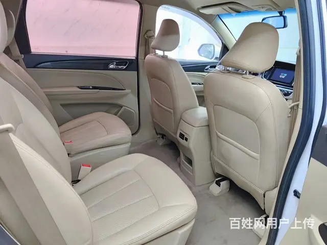 宝骏730 2016款 1.8 序列变速 豪华型7座 - 图片 6