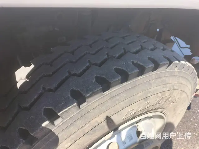 洒水车出卖 - 图片 3