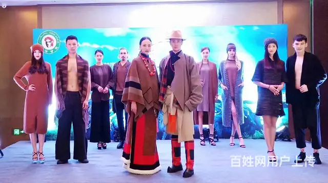 重庆专业礼仪模特服务：剪彩礼仪，颁奖礼仪 兼职团队 - 图片 1