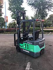 二手电动叉车 丰田1.5吨三支点可原地转弯二手叉车