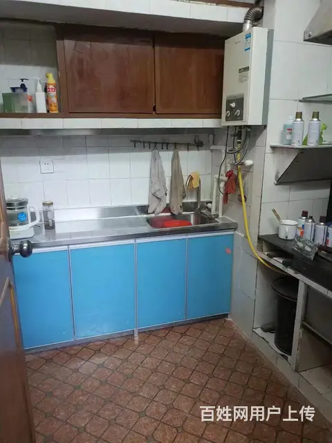 地铁房公交金盆小区(天心-新开铺) 普通住宅1厅 中等装修 - 图片 1