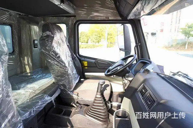 厂家直销重汽豪沃冷藏运输车 现车低价处理 - 图片 8