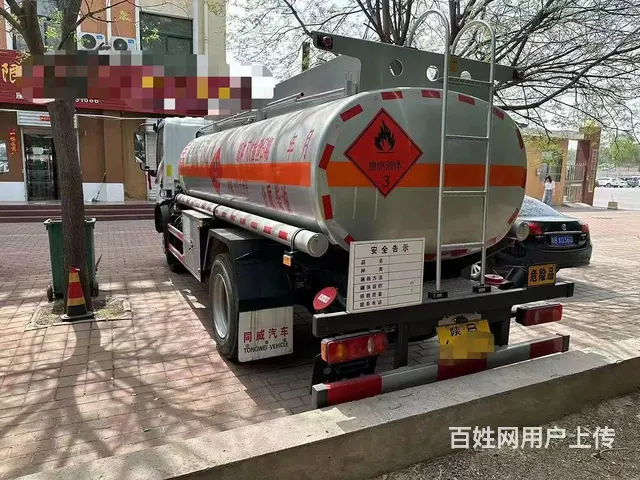 东风8吨全新车带欧标带加油机低价转 - 图片 5