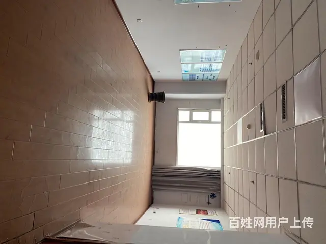 市中心位置，购物方便，交通方便，非诚勿扰 - 图片 5