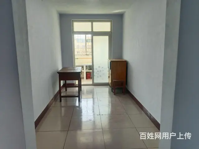 a湖滨区  2室2厅 独卫 阳台  带家具 - 图片 6