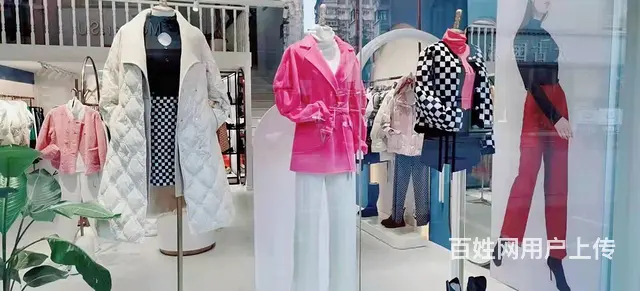 【搞定了！】营业中服装店 位置优越 人流量大 接手即可使用 - 图片 4