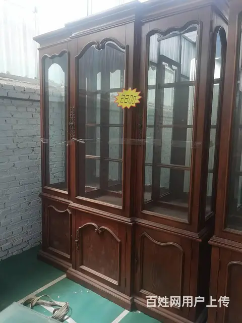 出售二手酒柜，九九成新实木酒柜 - 图片 2