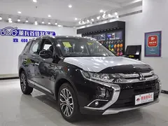 三菱欧蓝德 2016款 2.4L 自动 豪华版 (