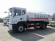 阿勒泰13方园林绿化车 洒水车厂家特价处理