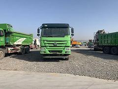 出售库存新车豪沃6.5米U型环保渣土车 440马力