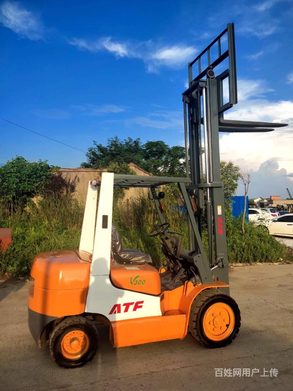 3吨自动挡3米4米进口二手叉车能上牌