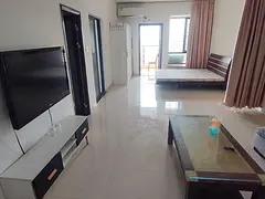 家电齐全，楼层高，光线通风超好，可看海看中庭，环境优美