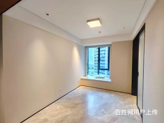 大阳台  次新小区 精装可拎包入住 商品房 朝南 - 图片 4
