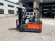 丰田电动叉车 2吨进口二手叉车 个人二手电动叉车