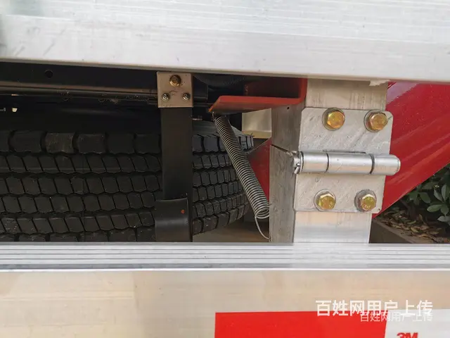 东风凯普特5吨油罐车加油车图片价格参数 - 图片 11