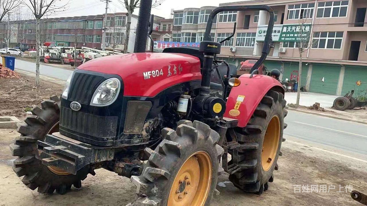 19年东方红804拖拉机,精品车