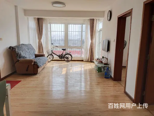 乳山银滩二手房4楼85平带露台 - 图片 1