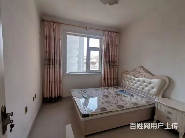 精装地热天然气电梯四楼中东商圈 - 图片 1