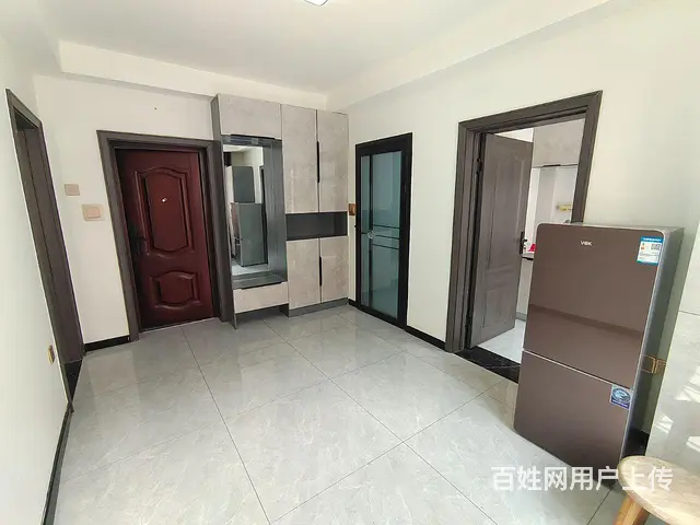 1楼 一室一厅 格局采光好 拎包入住 个人精装修 - 图片 4