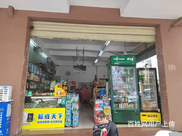 （51旺铺推荐）滨涯花园新村三叶西路40平便利店转让 - 图片 4