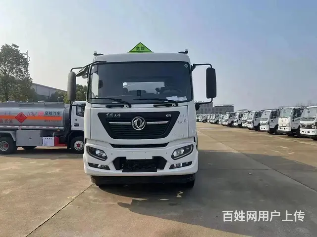 楚胜厂家直销东风天锦10吨油罐车 特价处理 - 图片 3