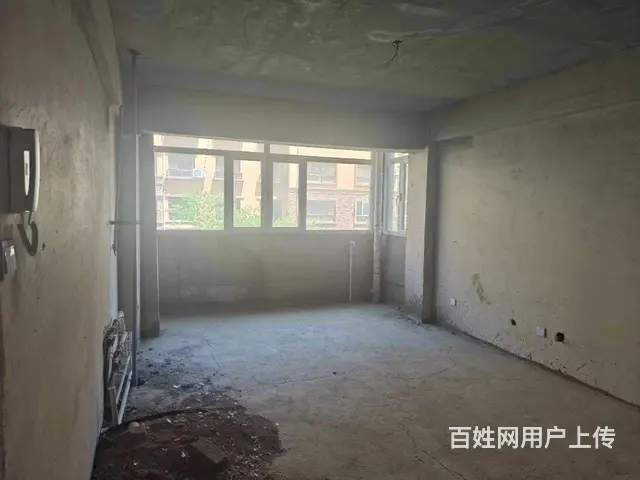 国王花园步梯二楼两室阴阳格局25.8万 - 图片 1
