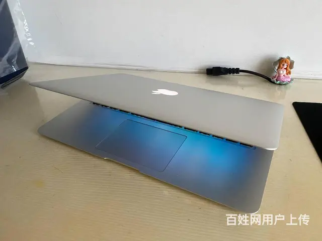 可送货 95新苹果AIR超轻薄刀锋版笔记本 i5 - 图片 2