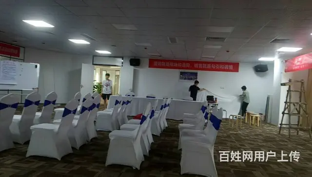 广州出租演讲台帐篷铁马桌椅租赁沙发租赁沙发凳租赁 - 图片 12