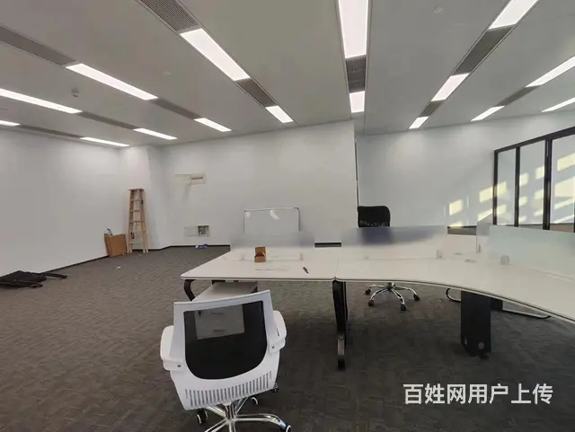 保利国际广场，南向看公园，可申请澳门租金补贴，带阳台看房方便 - 图片 4