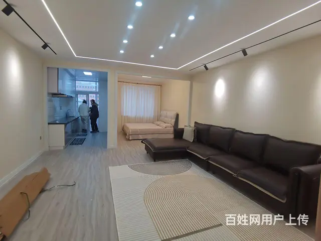 林苑之星附近，2楼，82平，17.5万 - 图片
