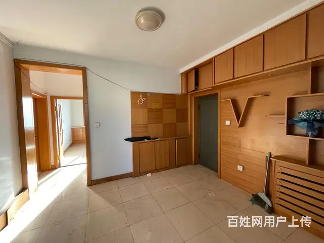 朝柴家属院5楼64平，两室一厅，简单装修，小税10万 - 图片 8